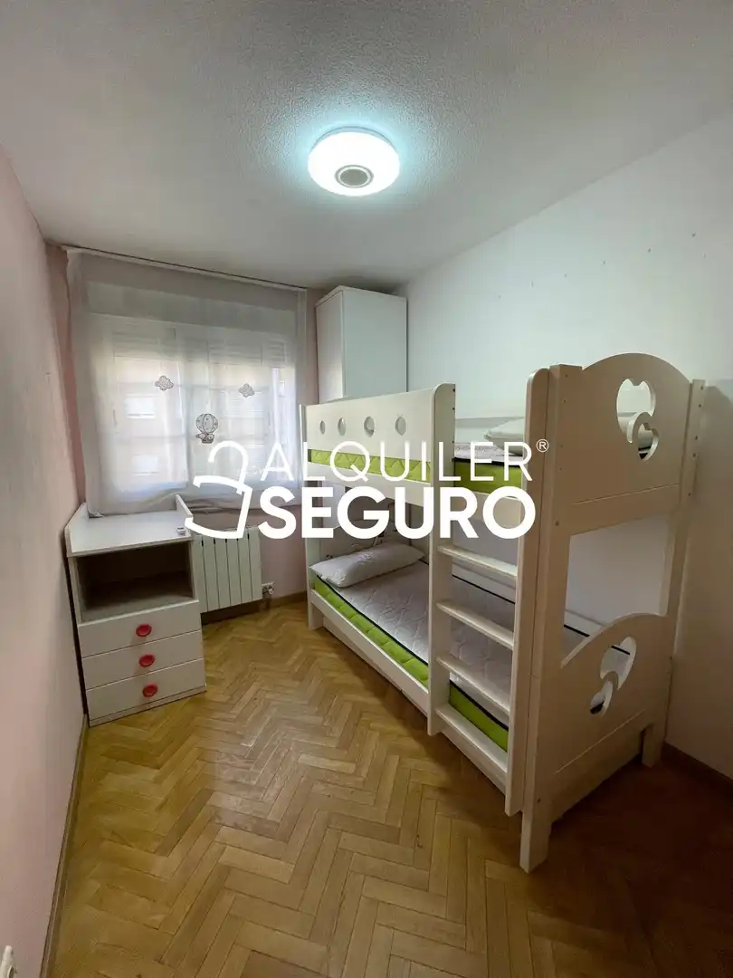 Habitación de Piso de alquiler en Madrid con Aire acondicionado, Calefacción y Terraza