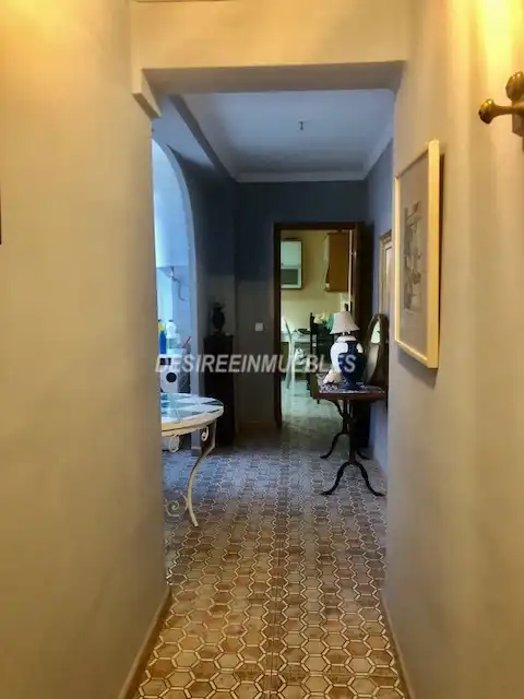 Flat for sale in Valencia  with Air Conditioner