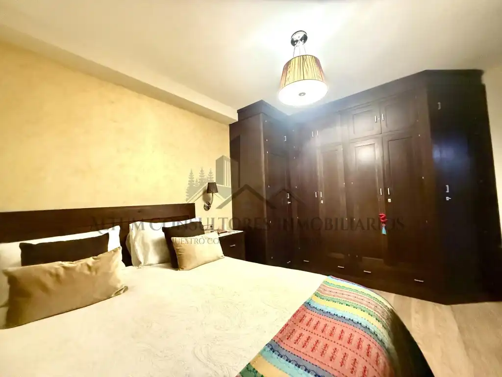 Bedroom of Flat for sale in Sevilla