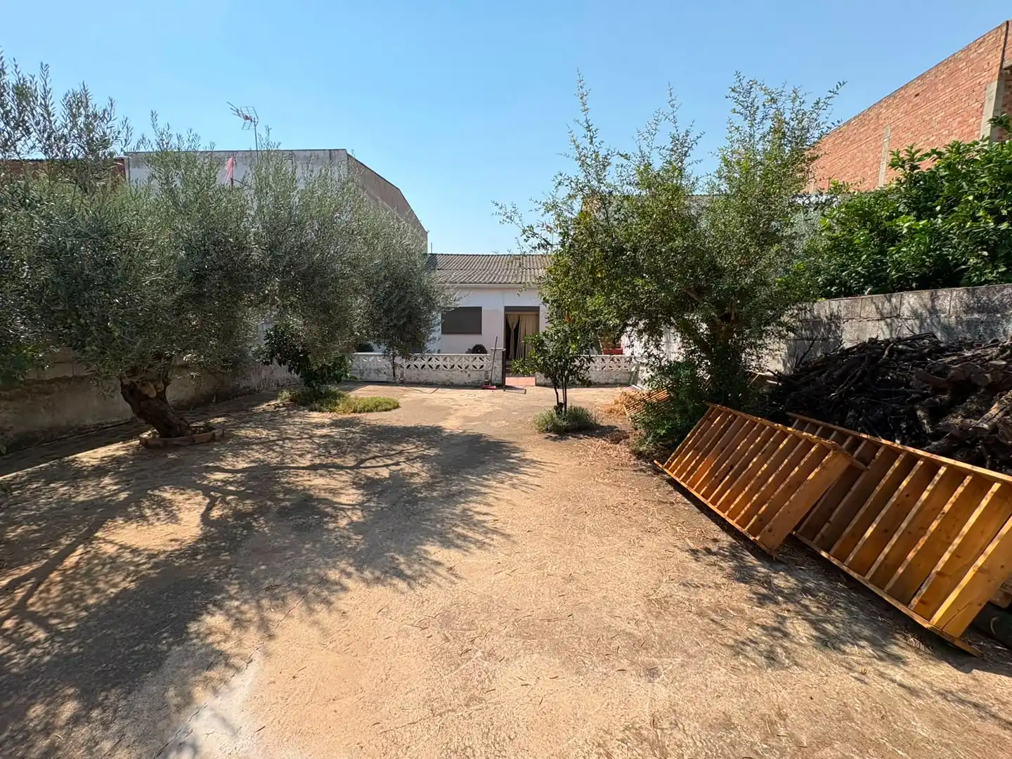 Jardí de Casa o xalet en venda en Valdetorres amb Terrassa, Traster i Moblat