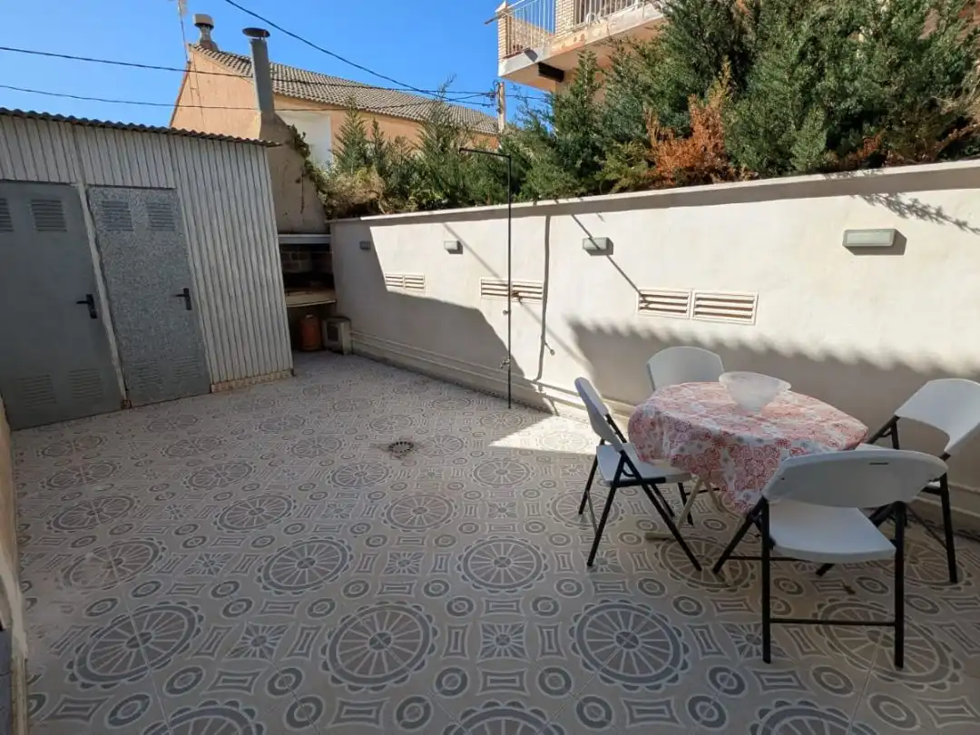 Reihenhaus zur Miete in Pintor Cecilio Pla 21, imagen 3