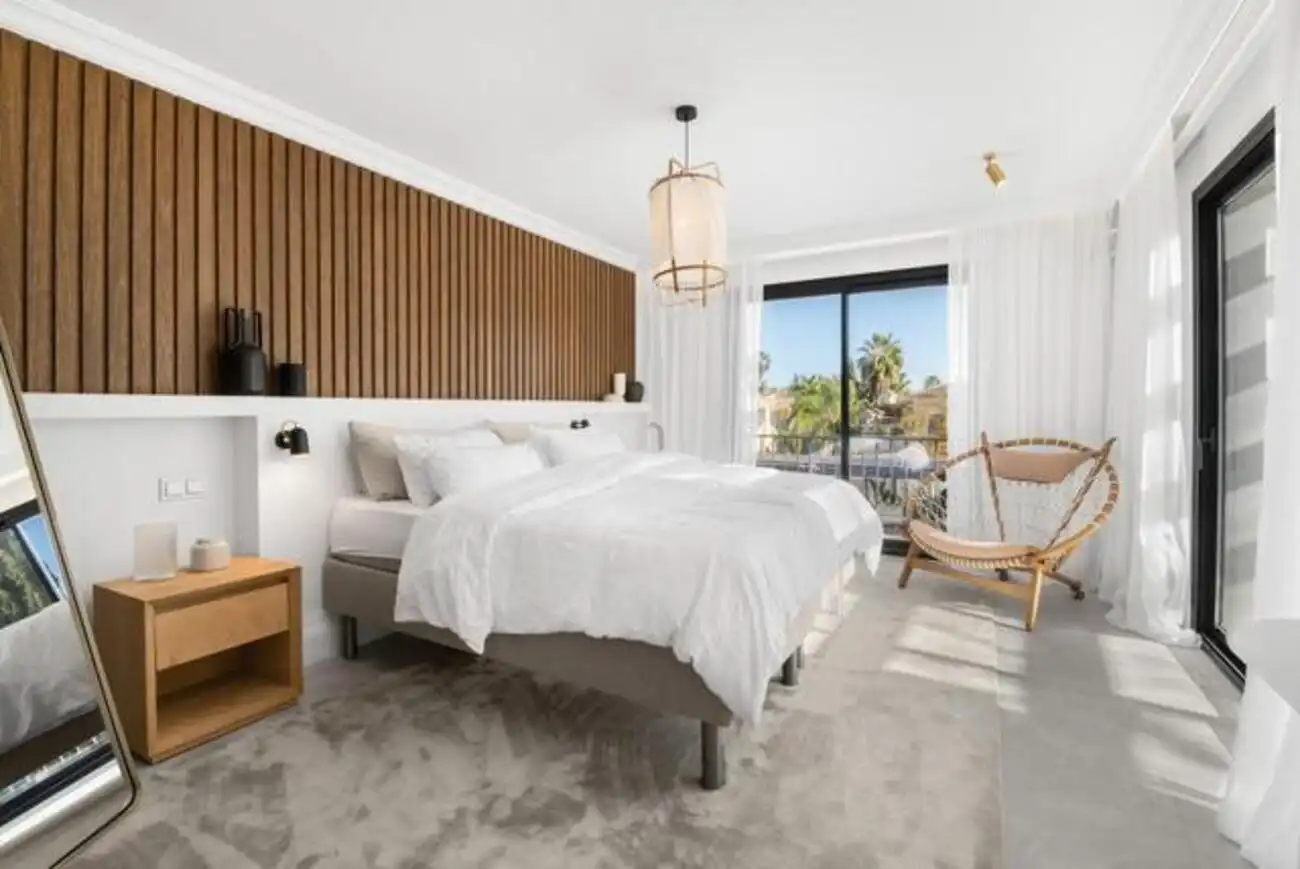 Habitación de Casa o chalet de alquiler en Marbella con Aire acondicionado, Calefacción y Jardín privado