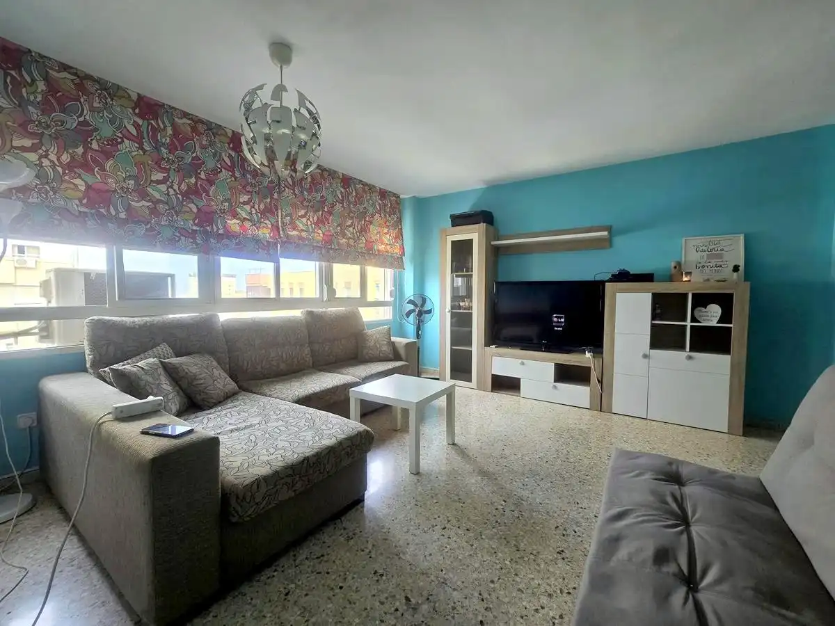 Flat with lift to rent in Cruz de Humilladero