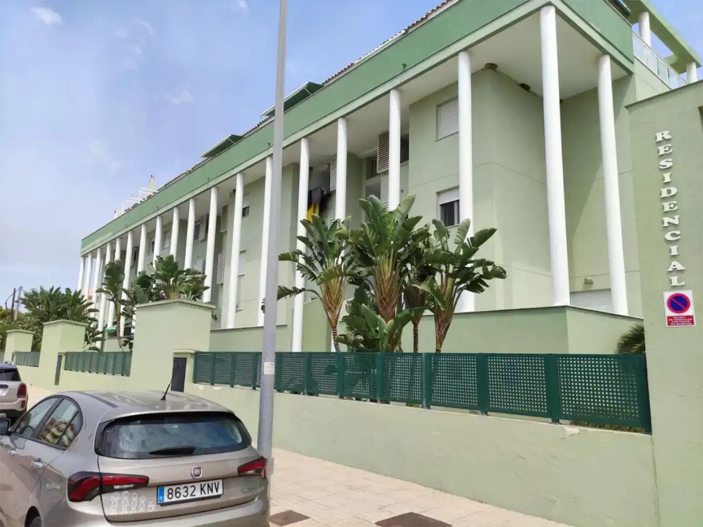Exterior view of Garage for sale in Dénia