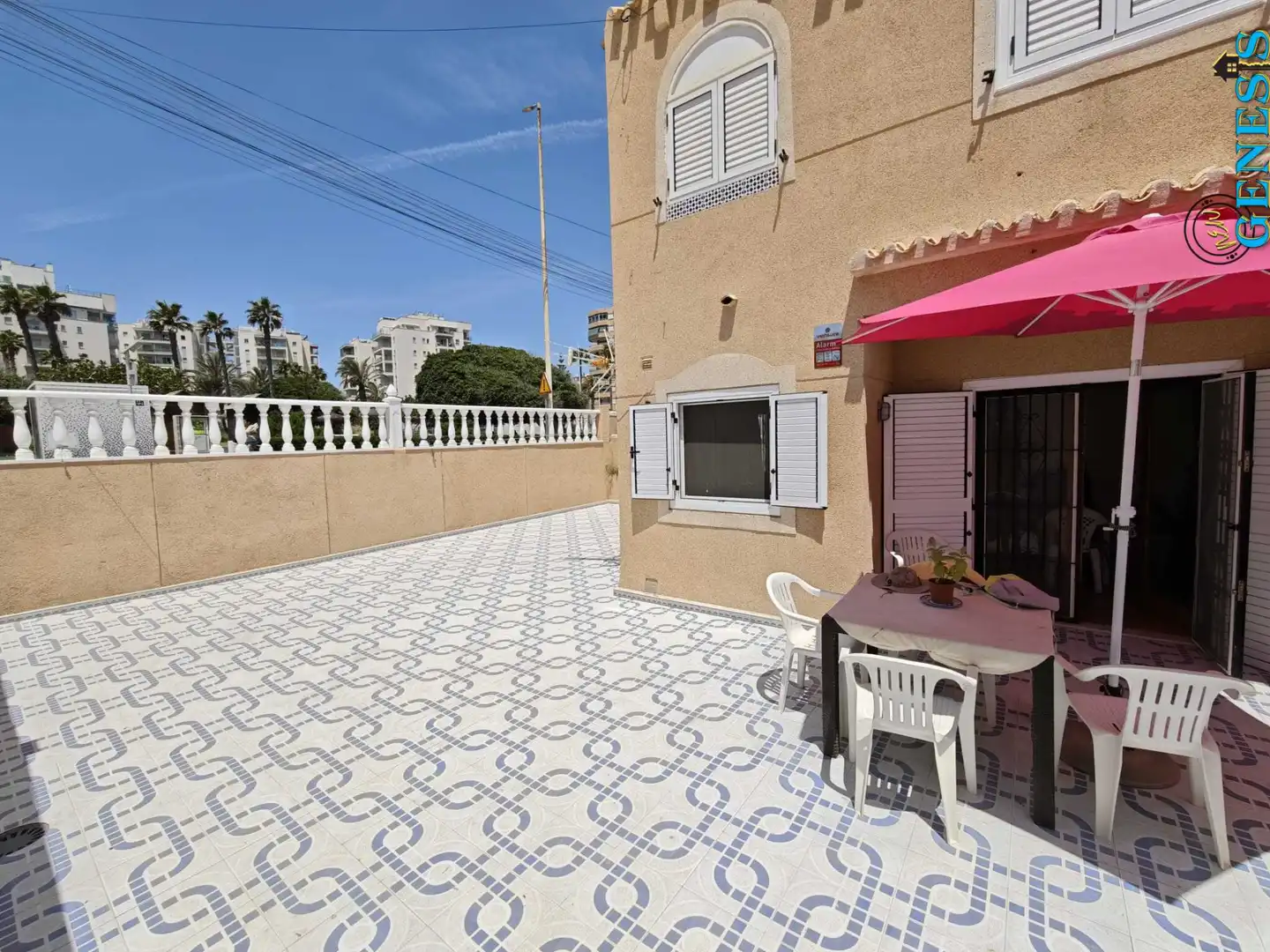 Terrace of Ground floor for sale in Torrevieja  with Air Conditioner, Private garden and Terrace