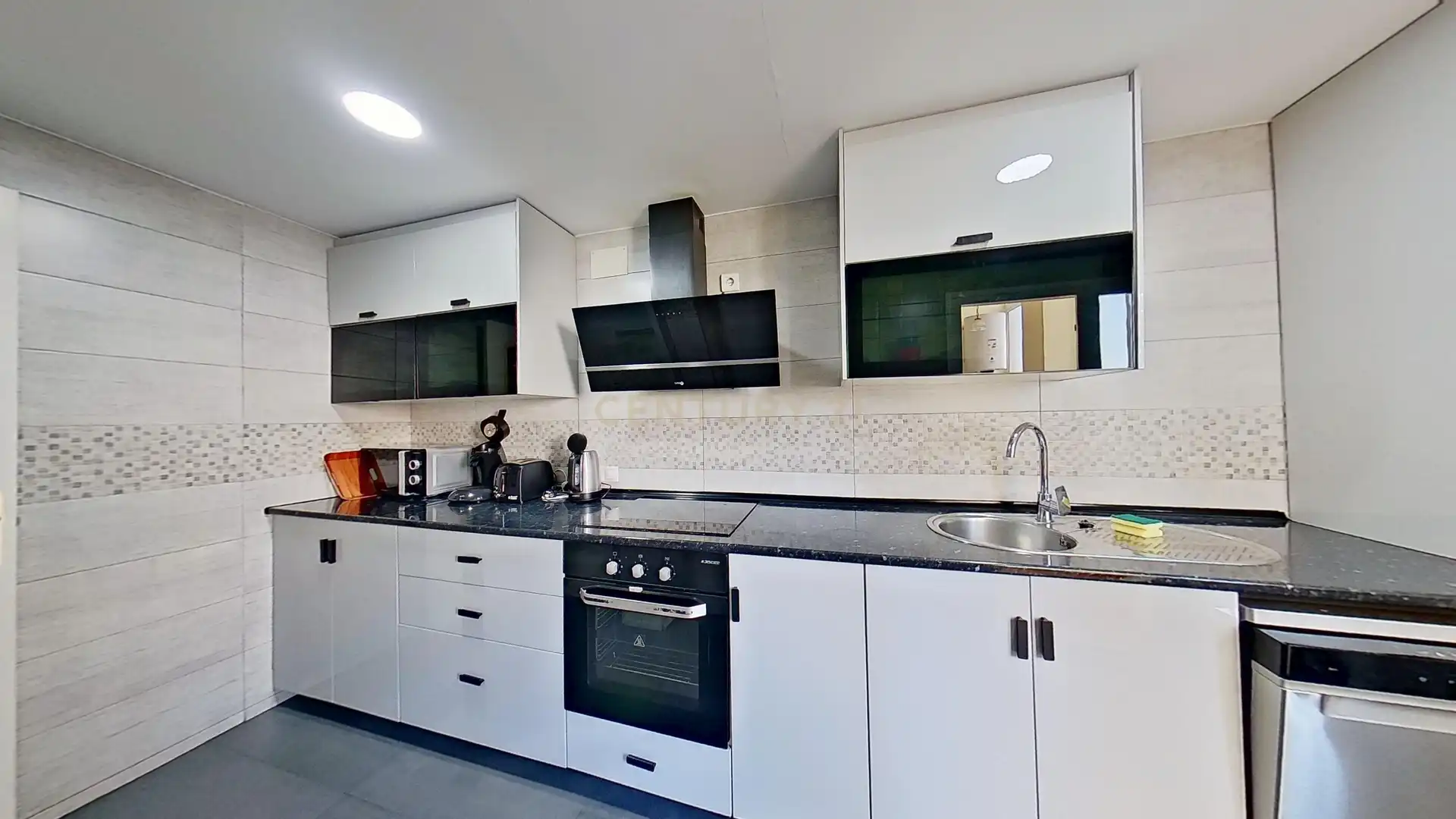Cocina de Piso en venta en Benalmádena con Aire acondicionado, Trastero y Horno