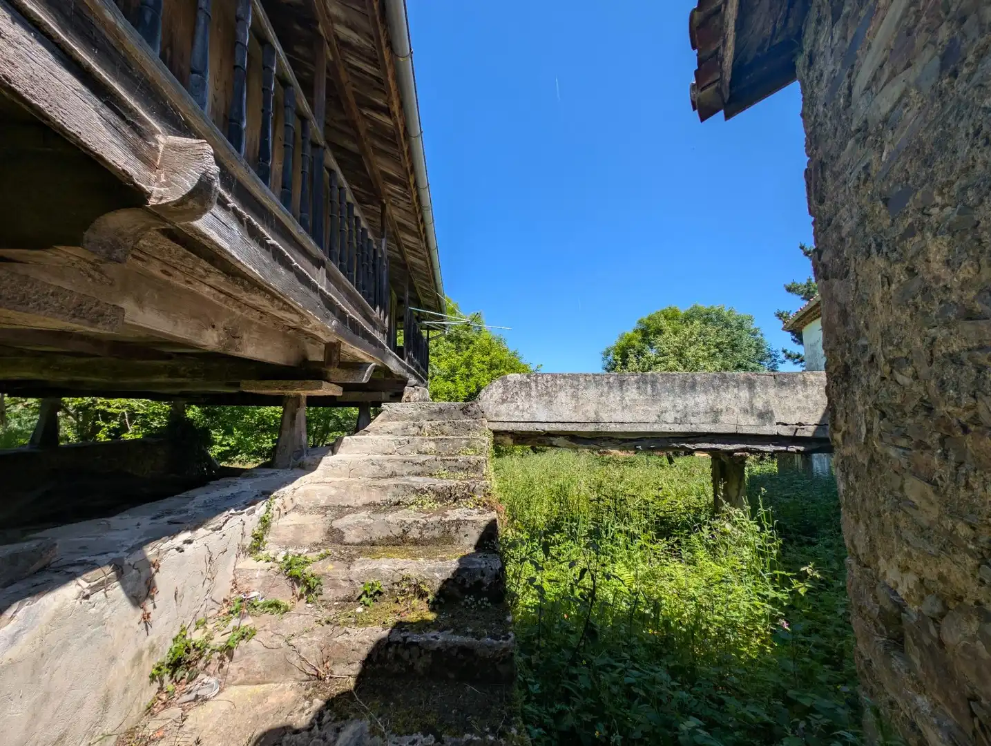 Vista exterior de Casa o chalet en venta en Salas con Jardín privado, Terraza y Trastero