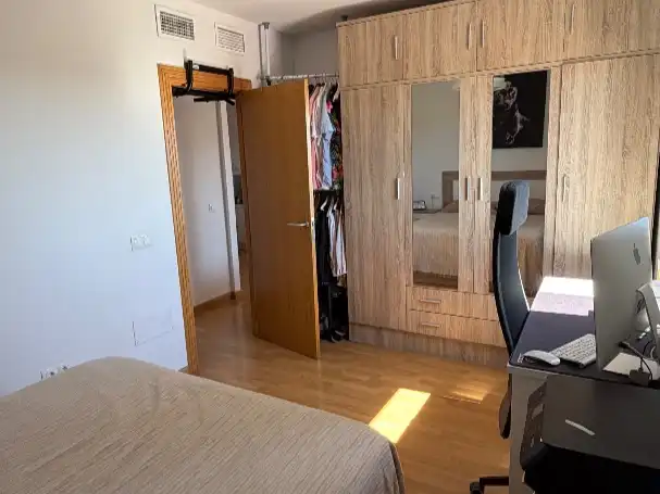 Habitación de Piso en venta en Vícar con Aire acondicionado, Calefacción y Jardín privado