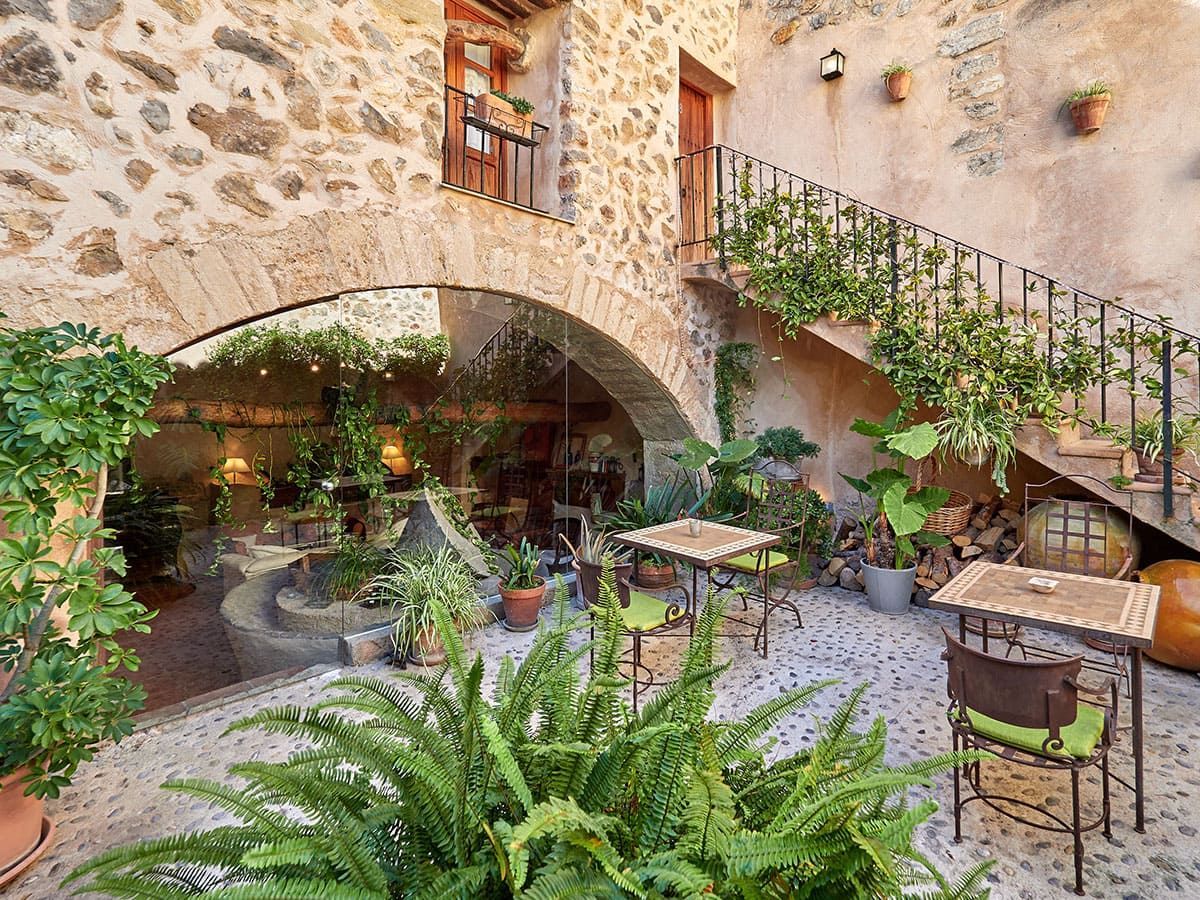 Terrassa de Finca rústica en venda en Estellencs amb Aire condicionat, Calefacció i Jardí privat