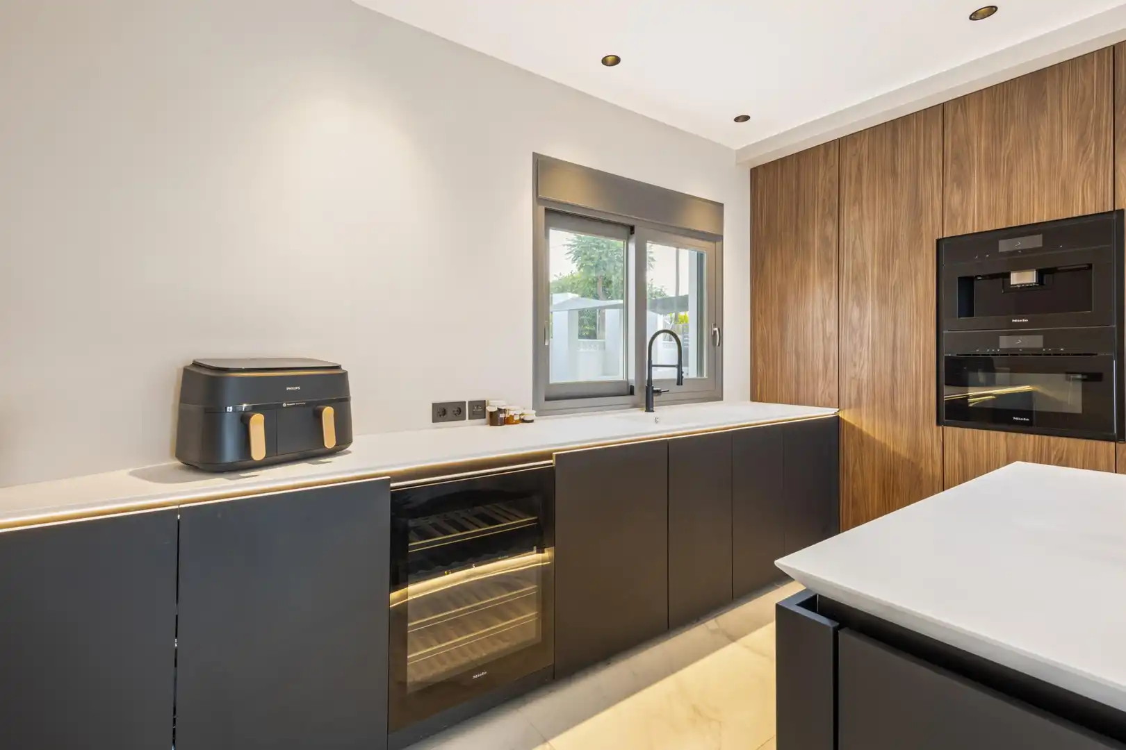 Cocina de Casa o chalet en venta en La Nucia con Aire acondicionado, Jardín privado y Terraza