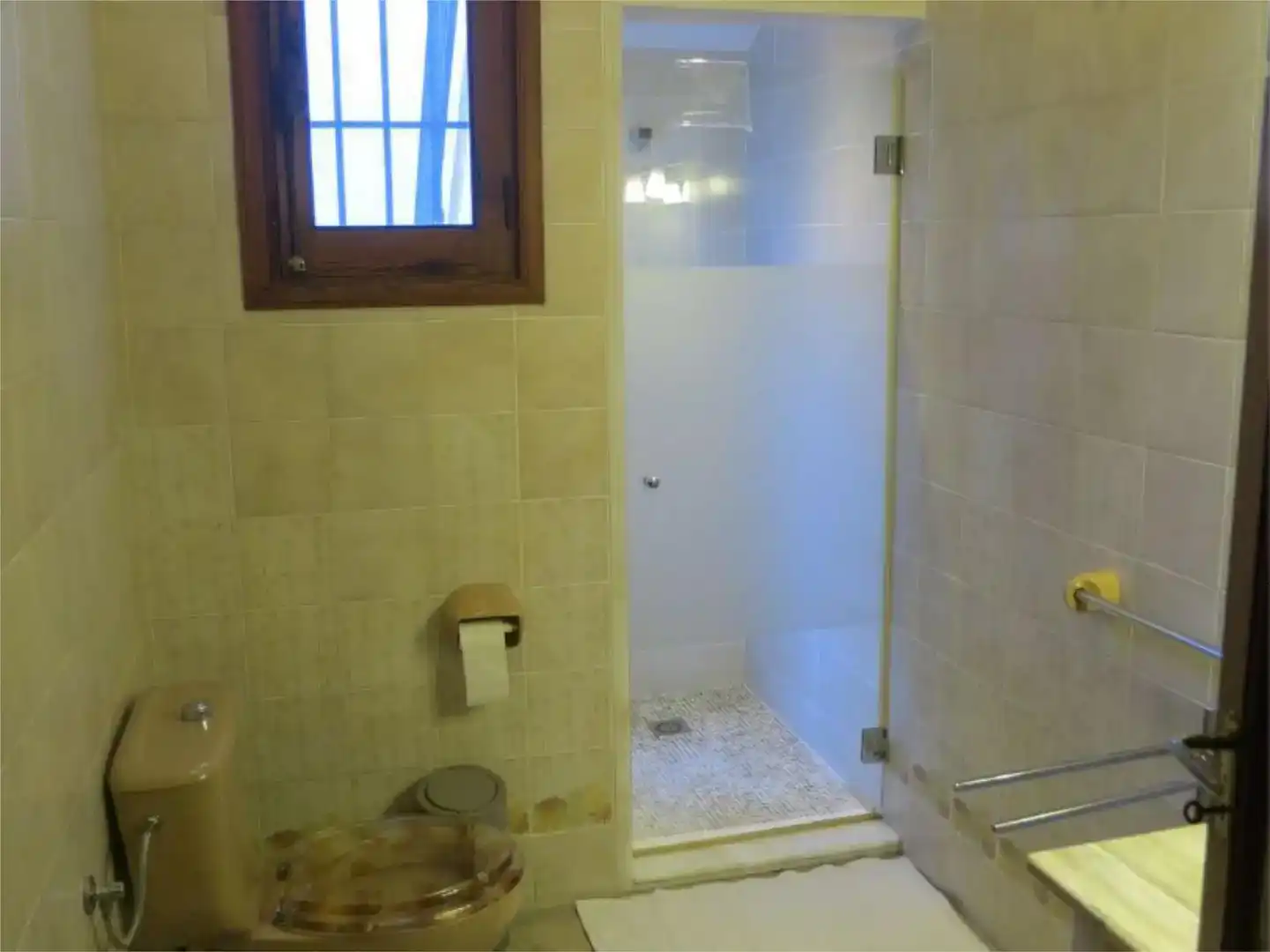Badezimmer von Erdgeschoss zum Verkauf in Pedreguer mit Klimaanlage und Balkon