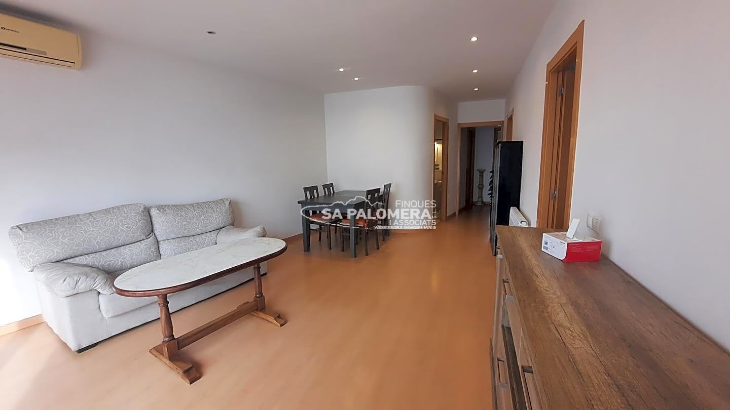 Living room of Flat to rent in Blanes  with Heating, Parquet flooring and Balcony