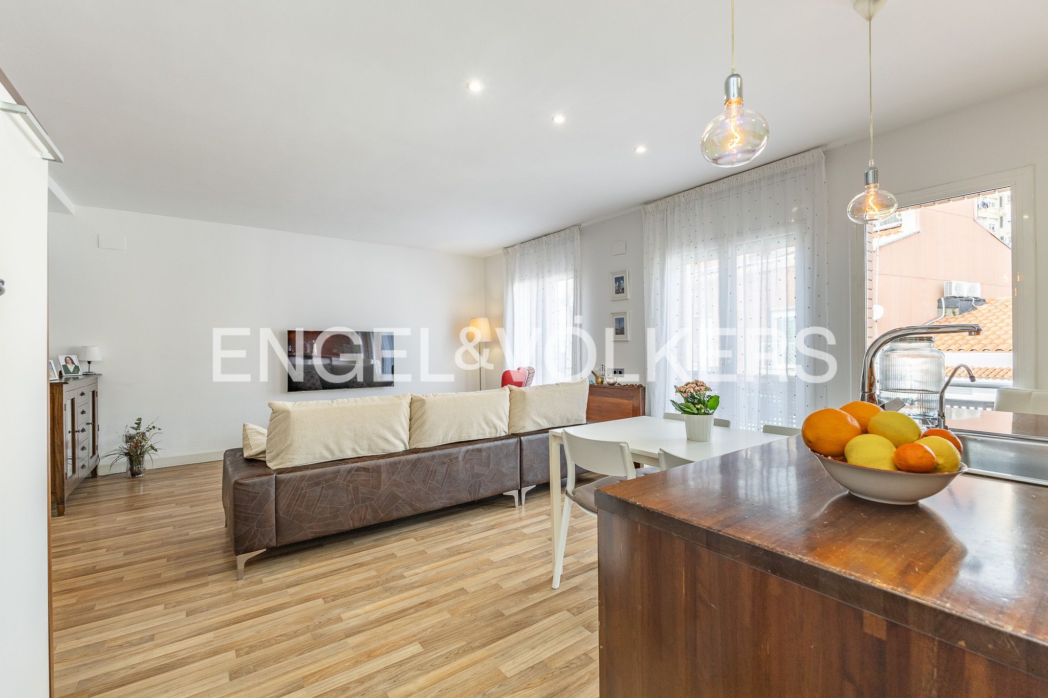 Living room of Flat for sale in Sabadell  with Air Conditioner, Heating and Terrace