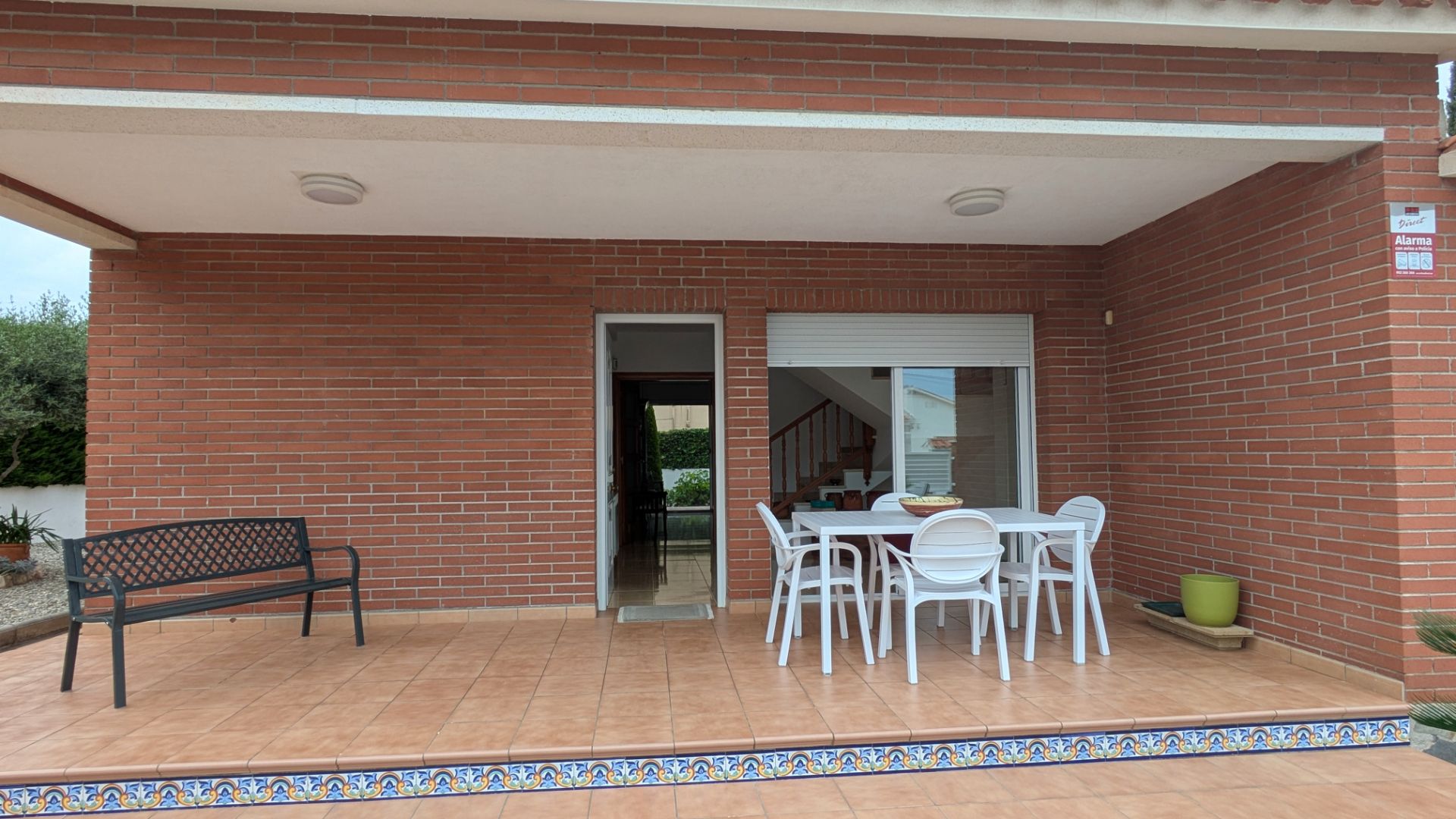 Terrassa de Casa o xalet en venda en La Pobla de Montornès   amb Jardí privat, Terrassa i Moblat