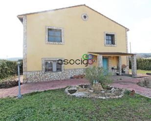 Exterior view of House or chalet for sale in Espinosa de Henares  with Heating, Terrace and Furnished