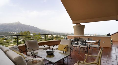 Foto 3 de Ático en venta en Los Naranjos, Marbella