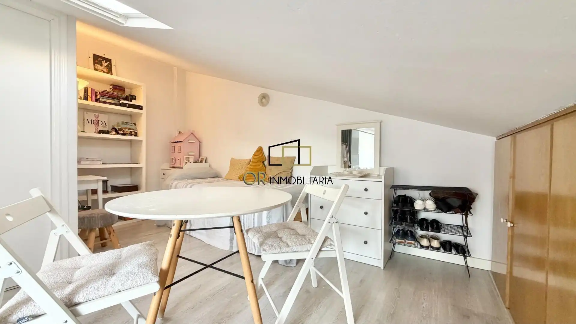 Habitación de Piso en venta en Vilanova i la Geltrú con Calefacción, Parquet y Terraza