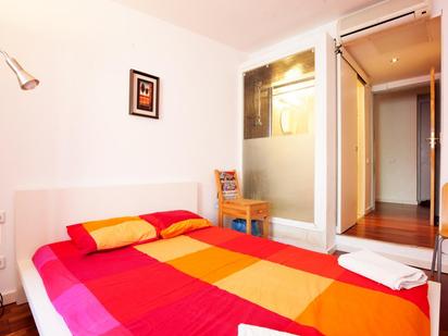 Dormitori de Apartament per a compartir en  Barcelona Capital amb Aire condicionat, Moblat i Forn