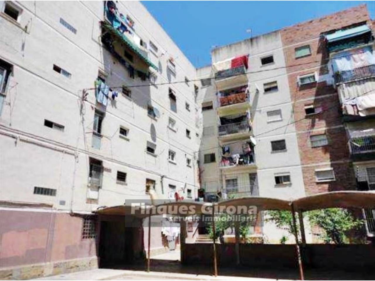 Vista exterior de Piso en venta en Vilablareix