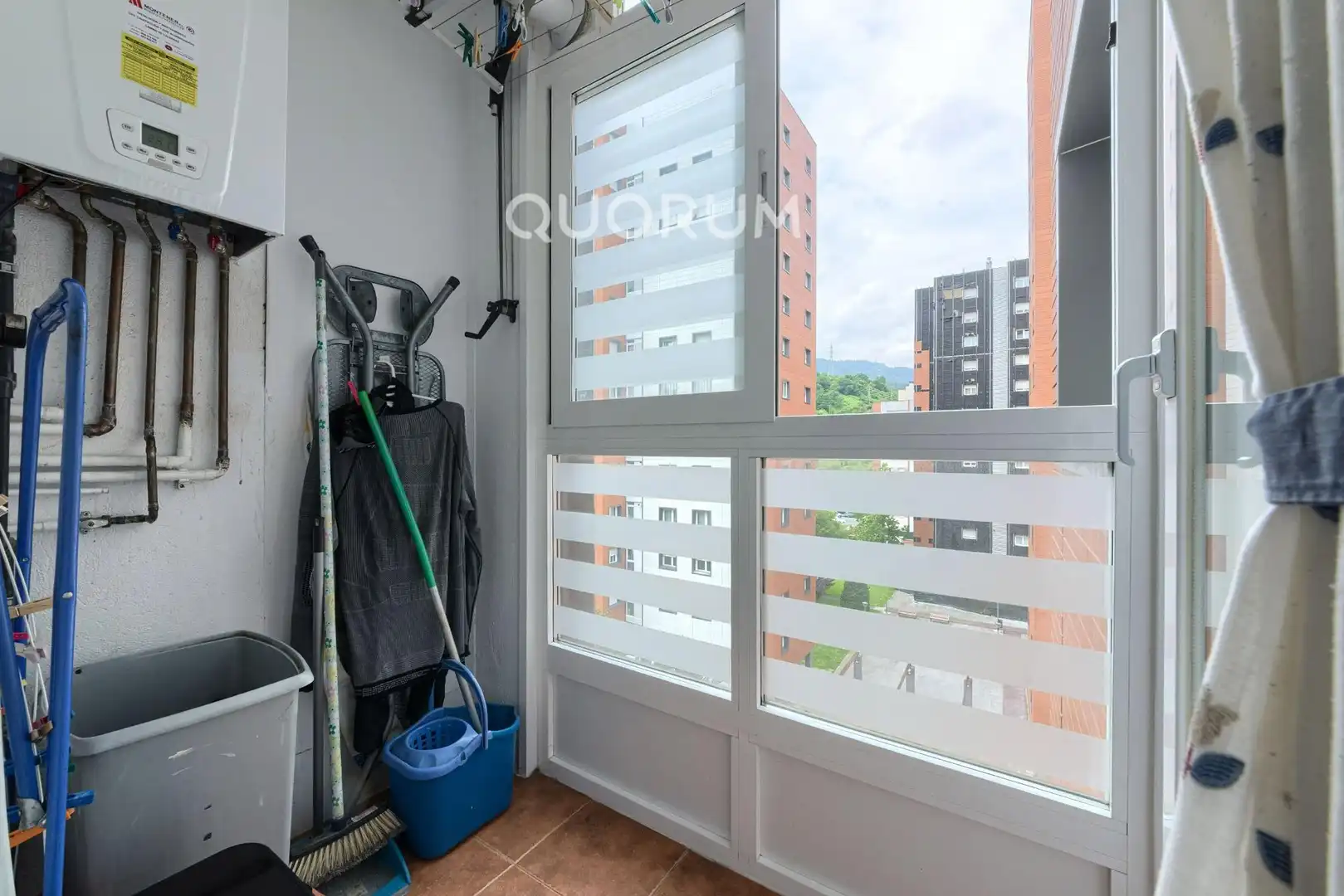 Terraza de Piso en venta en Barakaldo  con Calefacción, Jardín privado y Trastero