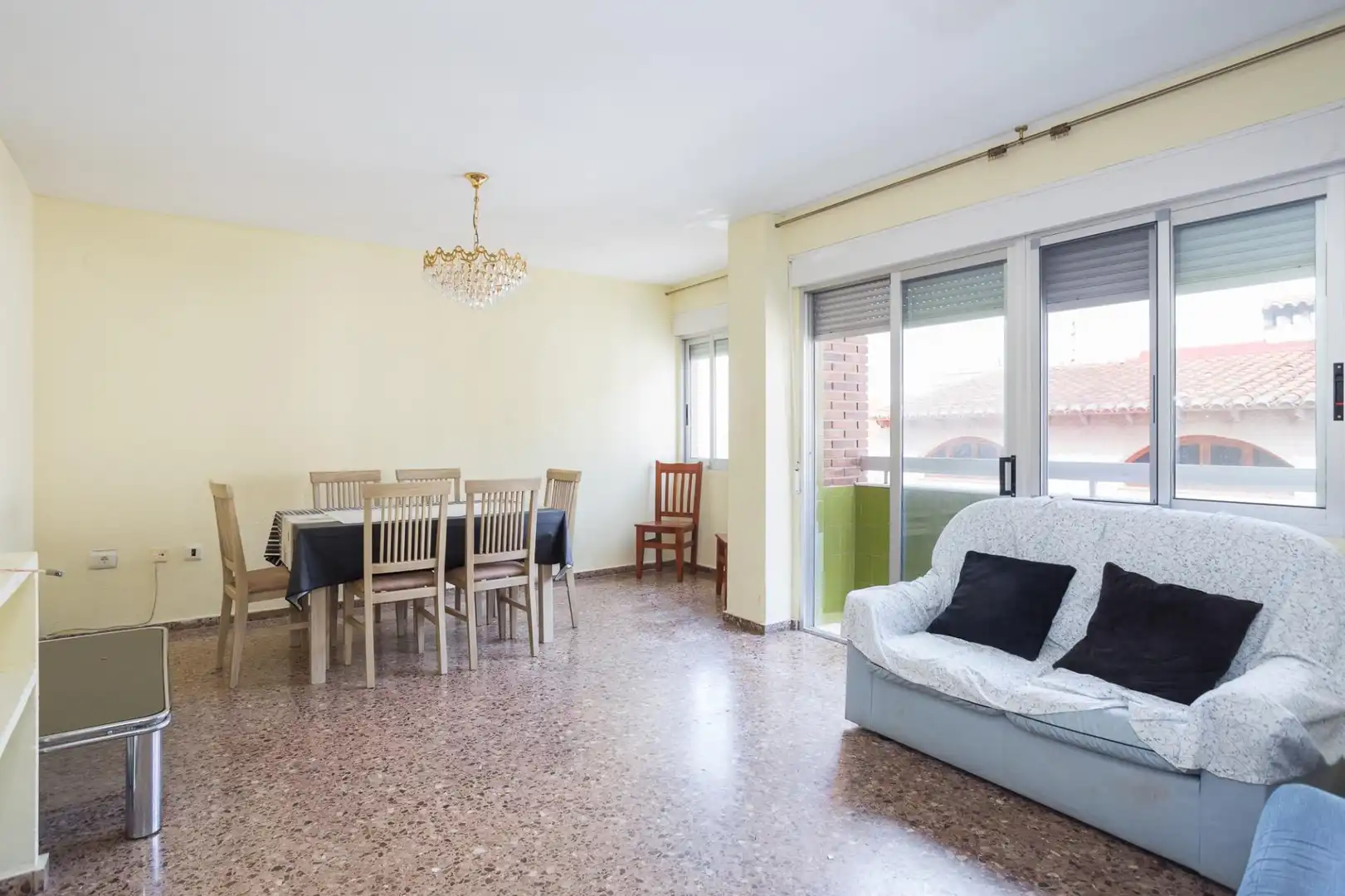 Living room of Flat for sale in Miramar  with Air Conditioner and Balcony