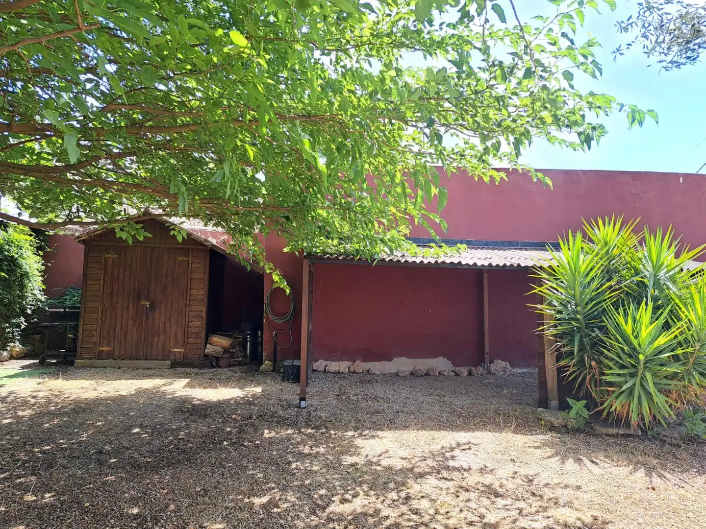 Vista exterior de Casa o xalet en venda en Cortes de Pallás amb Terrassa i Traster