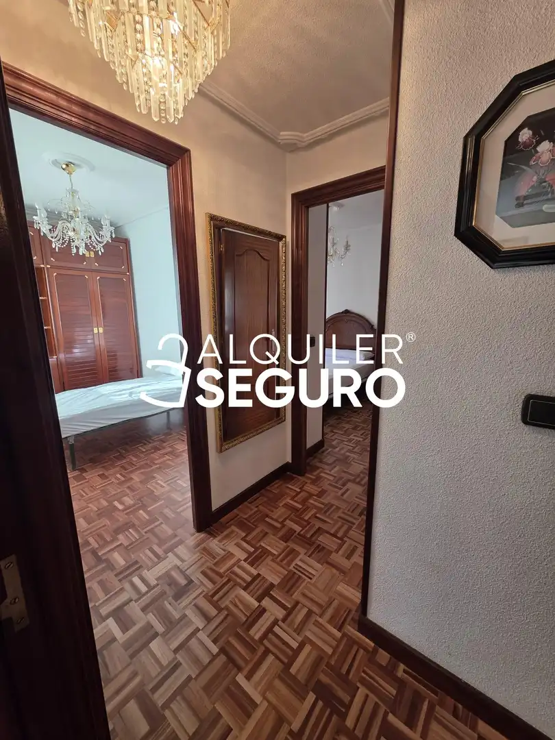 Bedroom of Flat for rent in Burgos  with Heating, Terrace and Furnished