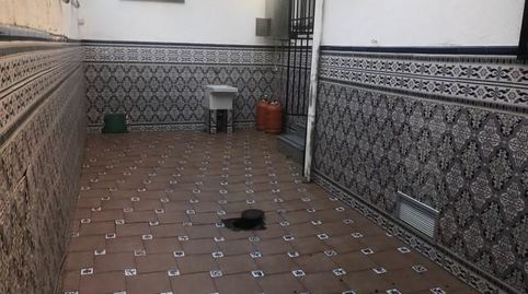 Dúplex listo para entrar a vivir con cochera. La vivienda se distribuye en dos plantas; la primera se compone de porche delantero,, imatge 5