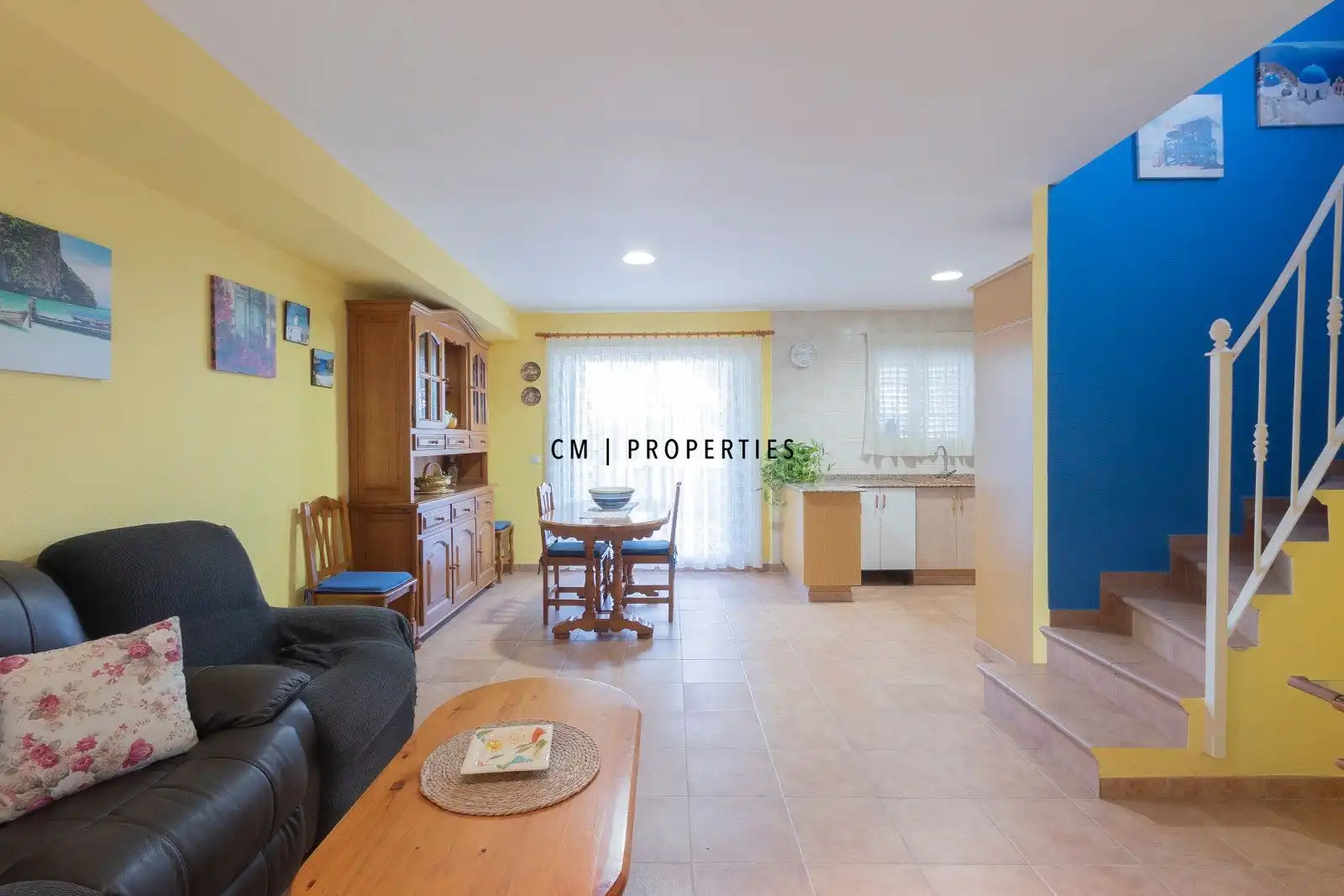 Living room of Detached homes for sale in Sagunto / Sagunt  with Air Conditioner, Terrace and Oven