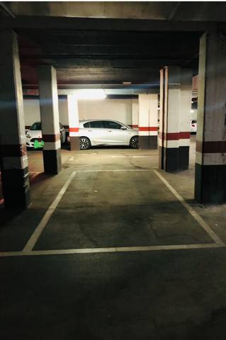 Garaje en Venta en Calle Torrox, 20 en San Fermín