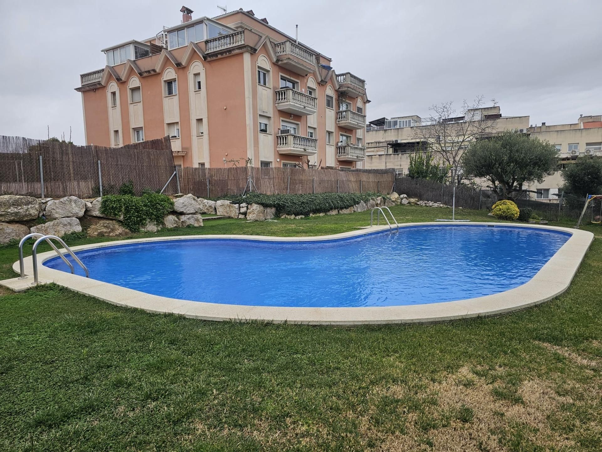 Swimming pool of Flat for sale in Sant Sadurní d'Anoia  with Private garden, Parquet flooring and Storage room