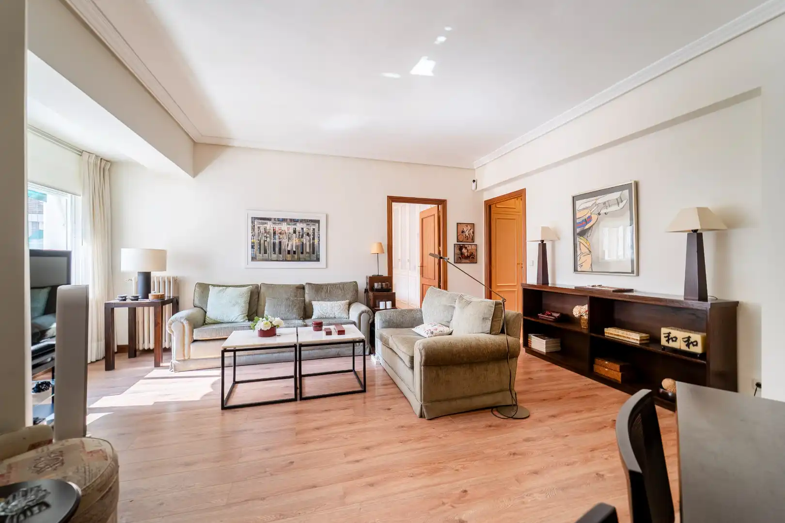 Sala d'estar de Pis en venda en Madrid amb Aire condicionat, Calefacció i Parquet