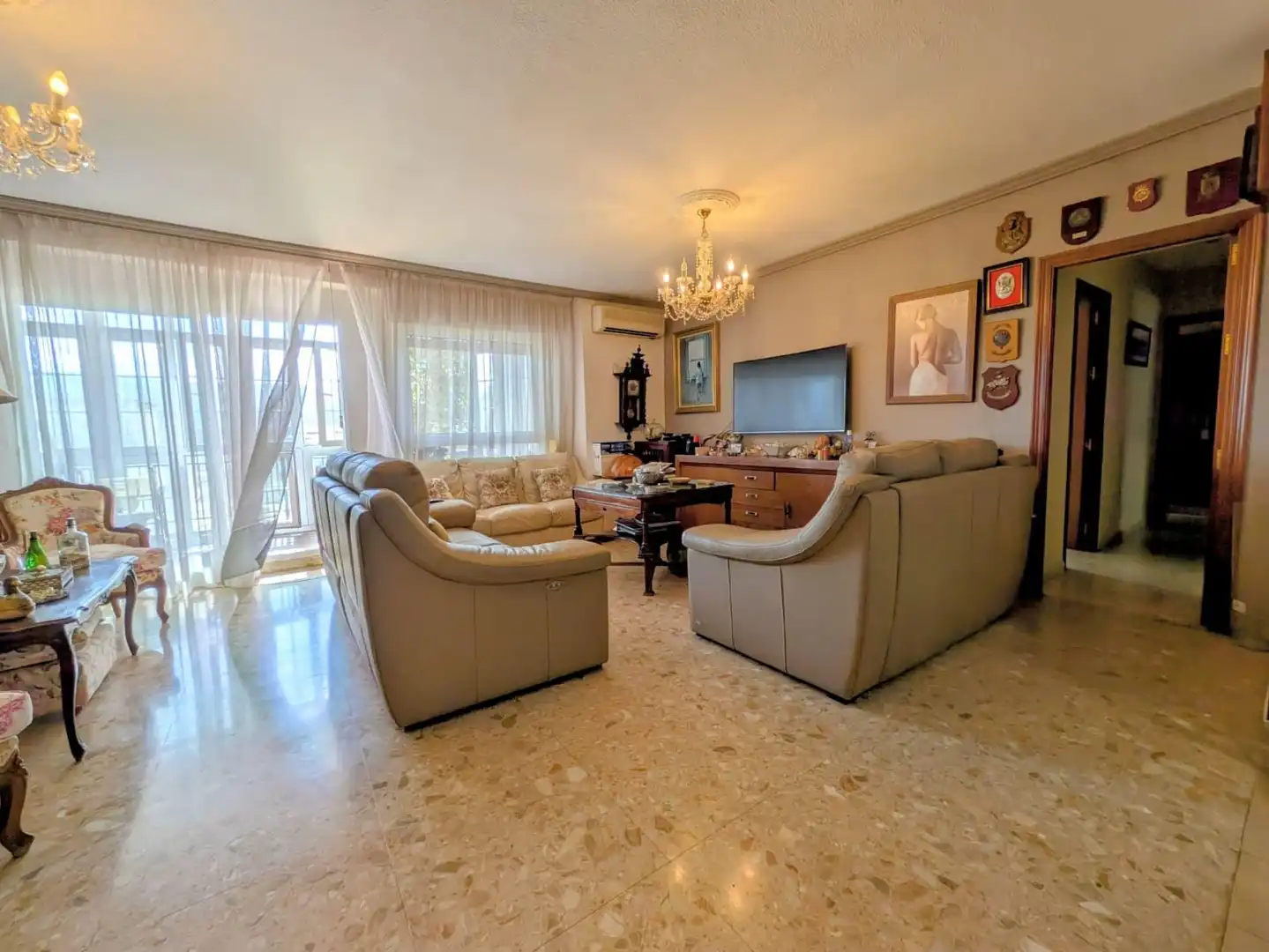 Wohnzimmer von Wohnung zum Verkauf in Algeciras