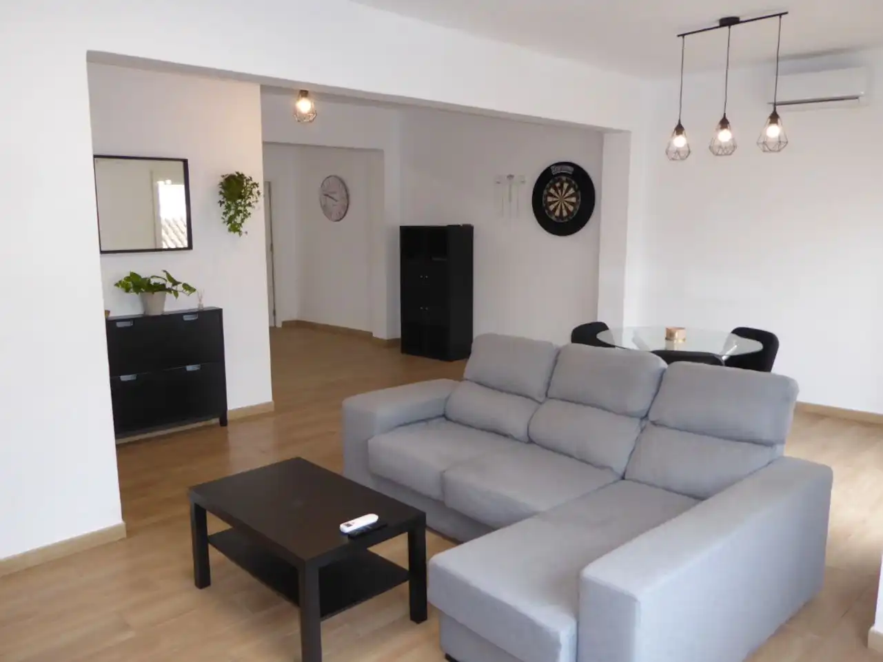 Living room of Flat for sale in Llíria  with Air Conditioner, Terrace and Furnished