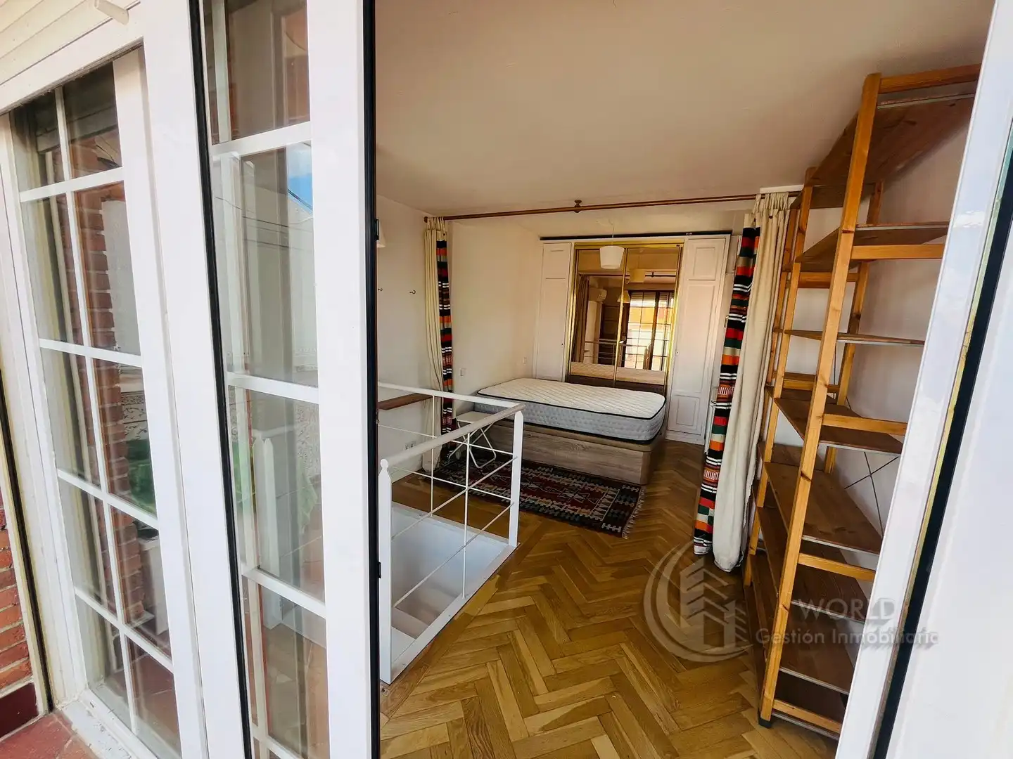 Bedroom of Attic for rent in Madrid  with Air Conditioner, Heating and Terrace