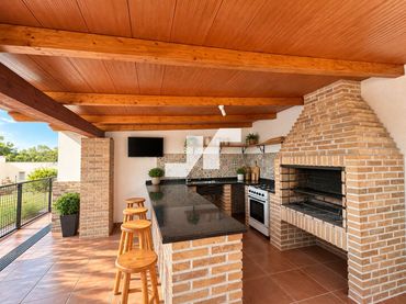 Villa con piscina in vendita a Vora Riu de L'Horta