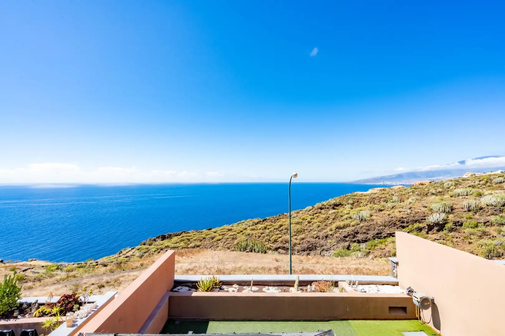 Vista exterior de Casa adosada en venta en Santa Cruz de Tenerife con Aire acondicionado, Terraza y Trastero