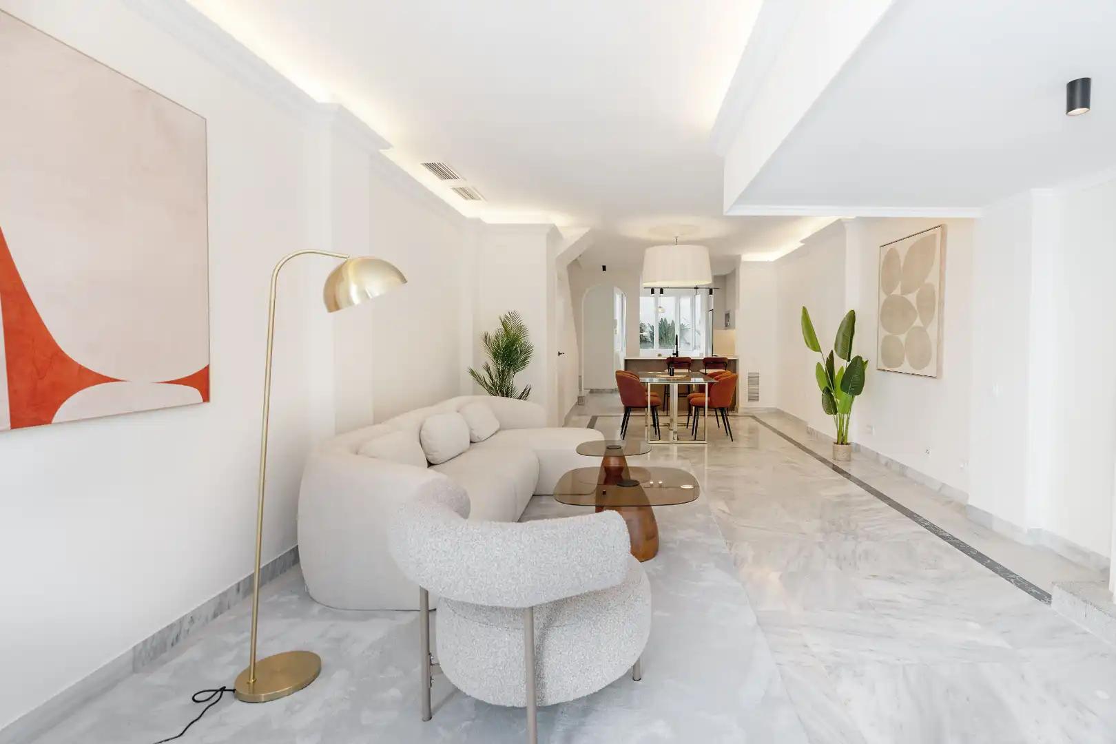 Wohnzimmer von Erdgeschoss zum Verkauf in Marbella mit Klimaanlage, Heizung und Terrasse
