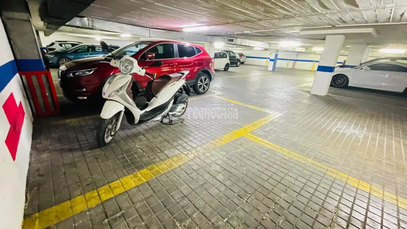 Parking of Garage for sale in Madrid