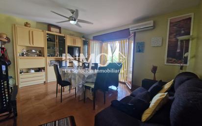 Sala d'estar de Apartament en venda en Cambrils amb Aire condicionat i Terrassa