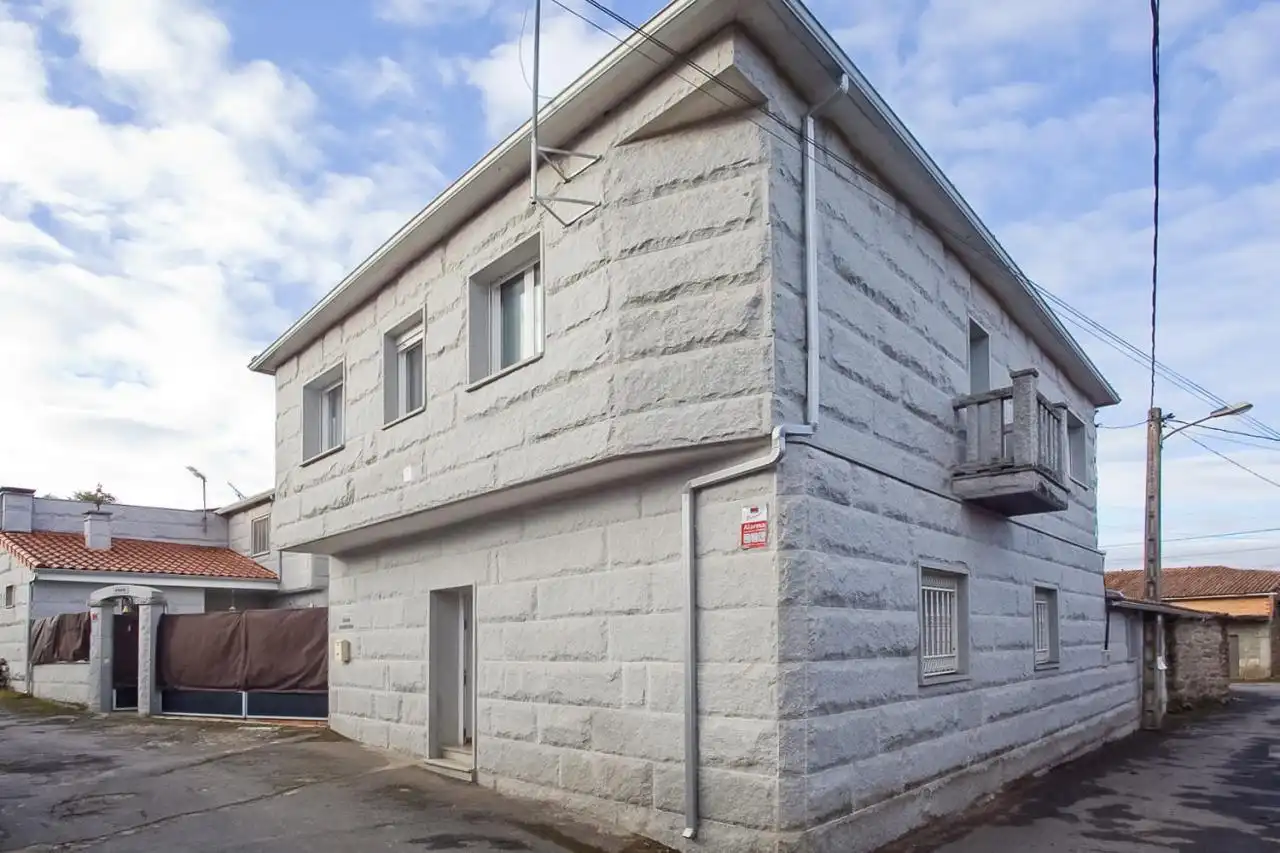 Casa en venda a Vilardevós, imagen 2