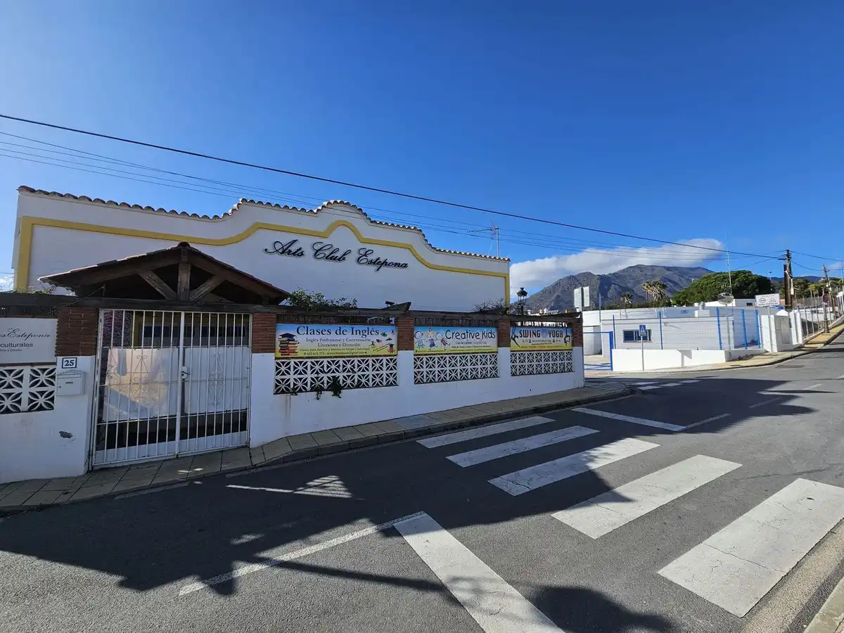 Gewerbefläche zum Verkauf in Estepona - Estepona,Centro,Calle Gaudí, imagen 2