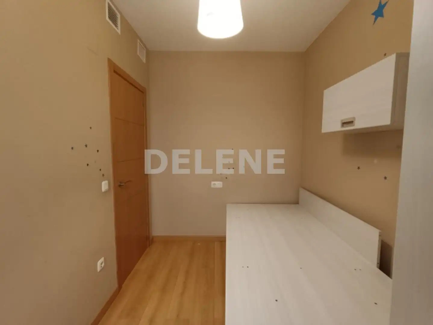 Bedroom of Flat for sale in Hellín  with Air Conditioner, Heating and Parquet flooring