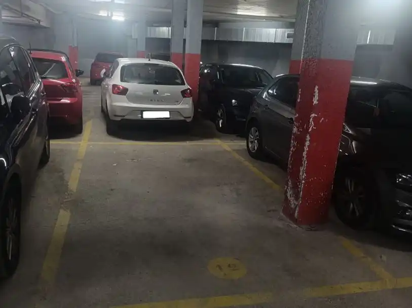 Parkplatz von Garage zum Verkauf in Manresa