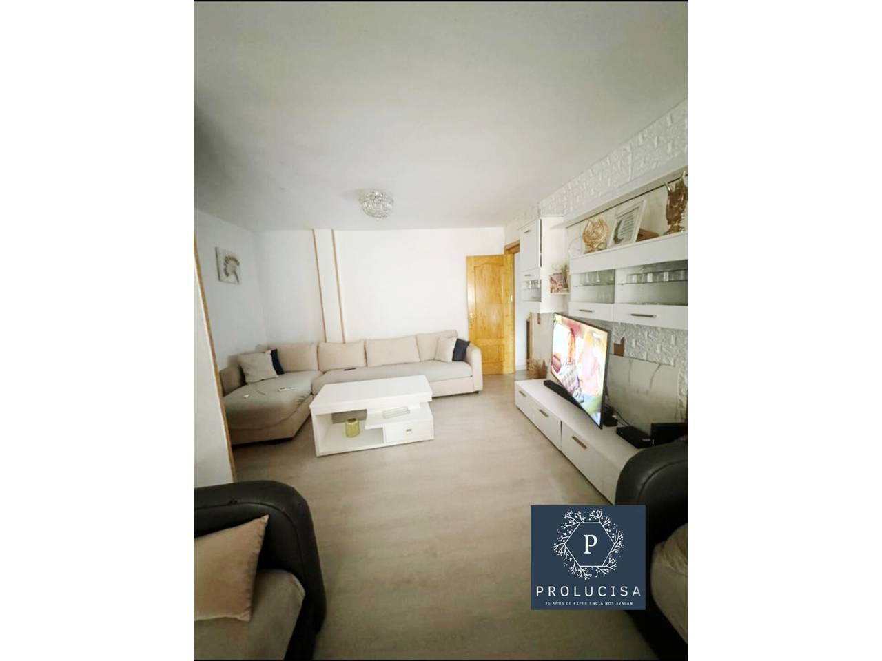 Living room of Flat for sale in Fuenlabrada  with Air Conditioner and Heating