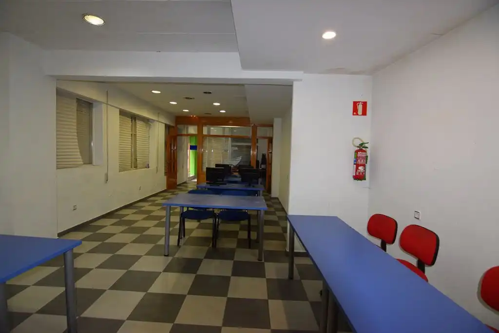 Local comercial en venda a Casco Urbano, imagen 8