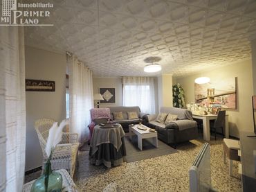Piso con balcón en venta en Tomelloso