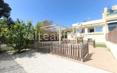 Vista exterior de Casa o xalet en venda en La Nucia amb Aire condicionat, Terrassa i Traster