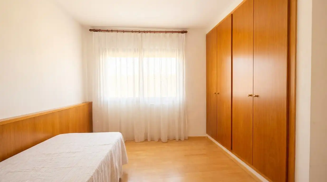 Habitación de Piso en venta en Girona con Aire acondicionado, Calefacción y Balcón