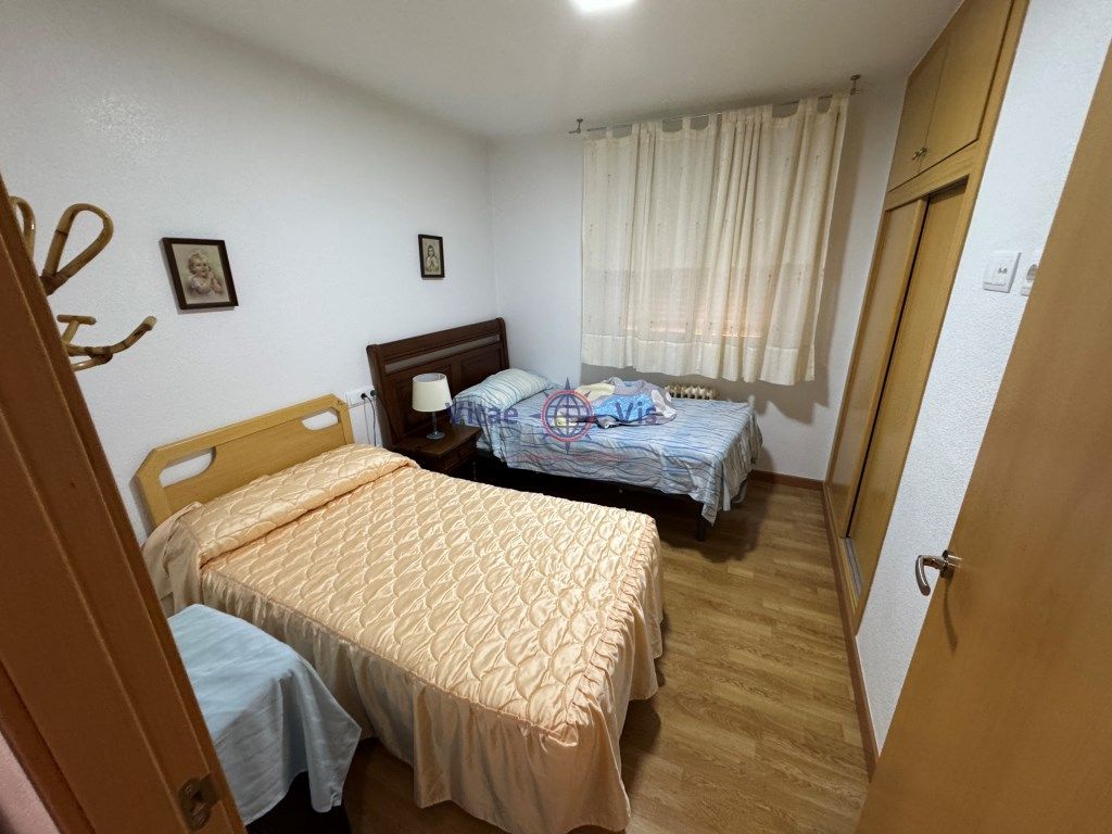 Dormitori de Pis en venda en Lorca amb Aire condicionat, Calefacció i Moblat